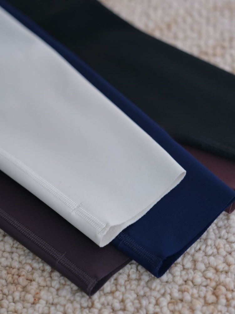 Slimming Yoga Pants Fce-lined  - Oxygen Yoga & Fitness Yonge & Eglinton review and price